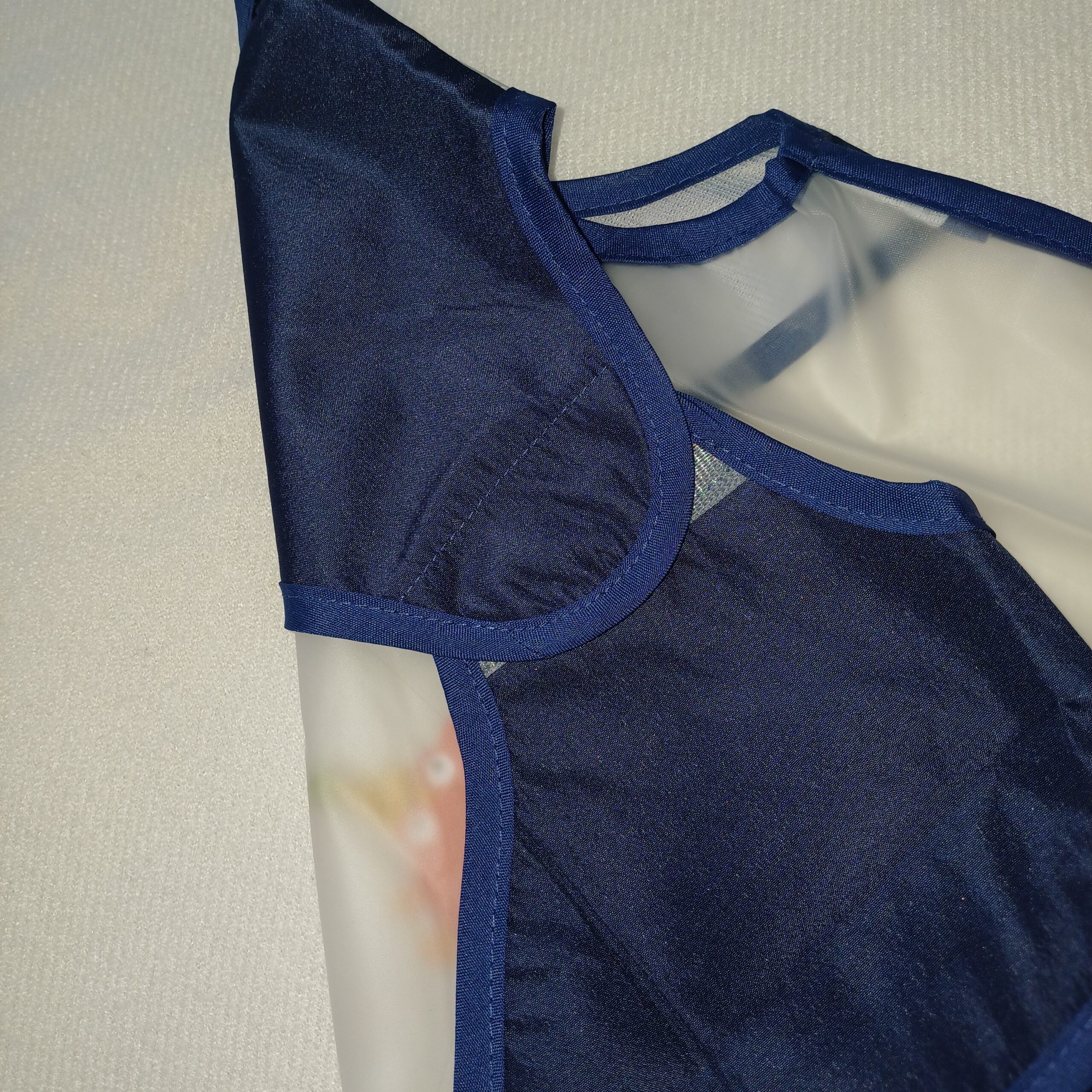 Bavoir bebe transparent Petit Dragon – Image 3