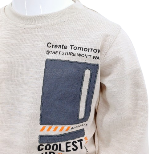 Sweat garçon moderne en coton et polyester avec imprimé 'Create Tomorrow'. Confortable et tendance, parfait pour les petits garçons de 1 à 4 ans. Commandez maintenant !