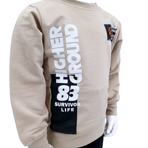 Découvrez notre pull pour garçon "Higher Ground 83", confortable et tendance, idéal pour les enfants de 1 à 4 ans. Tissu doux et ajustement parfait !