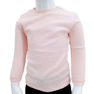 T-shirt rose à manches longues pour enfant, en 95% coton et 5% lycra, offrant confort et flexibilité. Disponible en tailles 1 à 4 ans, parfait pour un look décontracté ou en superposition.