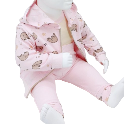 Ensemble bébé en coton doux "Doux Rêves" pour une tenue confortable et adorable. Comprend une veste à capuche, un body et un pantalon. Idéal pour les bébés de 3 à 24 mois.