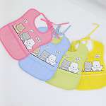 Bavoir imperméable pour bébé avec motif ours, adapté aux enfants de 6 mois à 2 ans. Pratique et mignon !