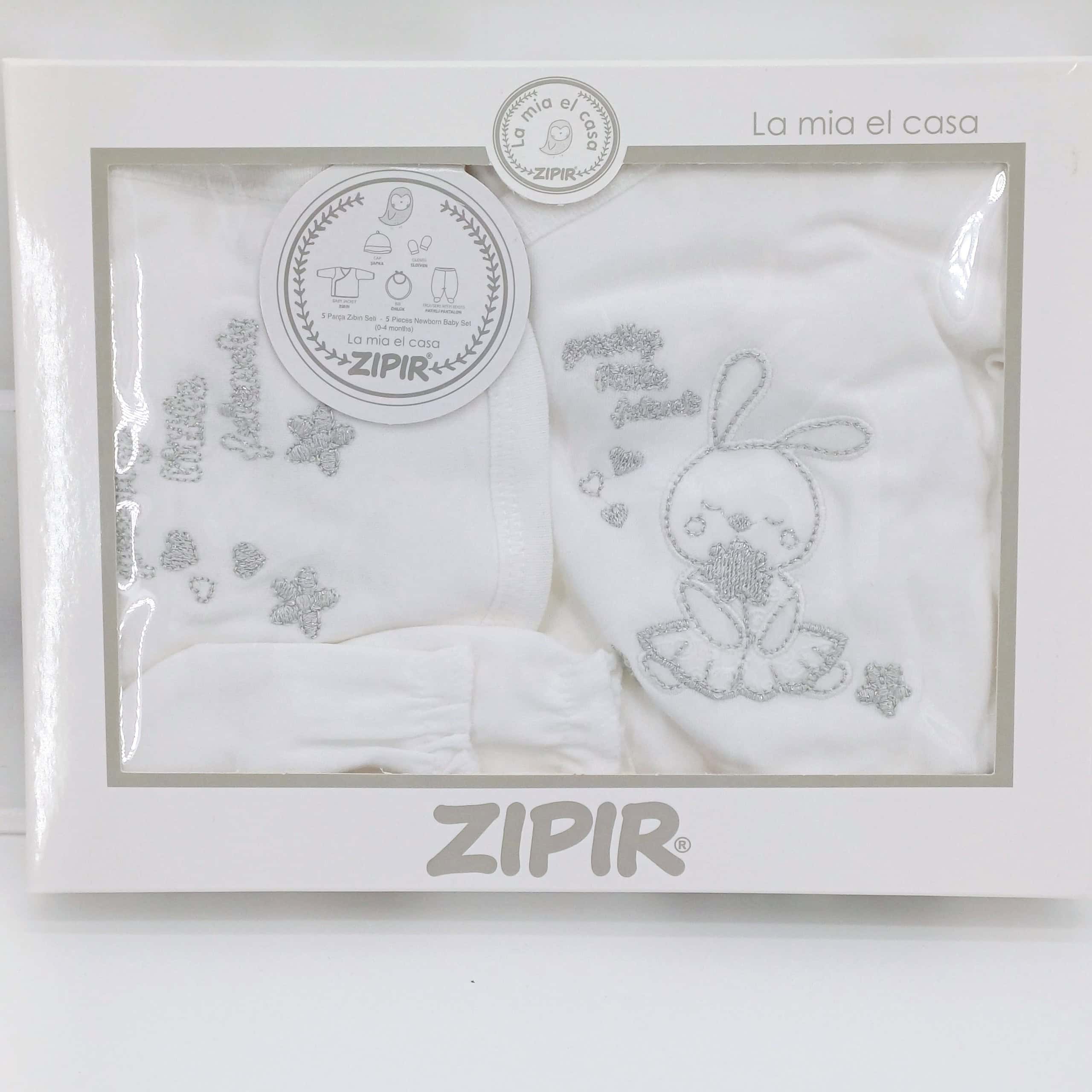 Coffret cadeau pour nouveau-né, 5 pièces en coton hypoallergénique, idéal pour les bébés de 0 à 4 mois. Confort, douceur et style pour les premiers jours de bébé.