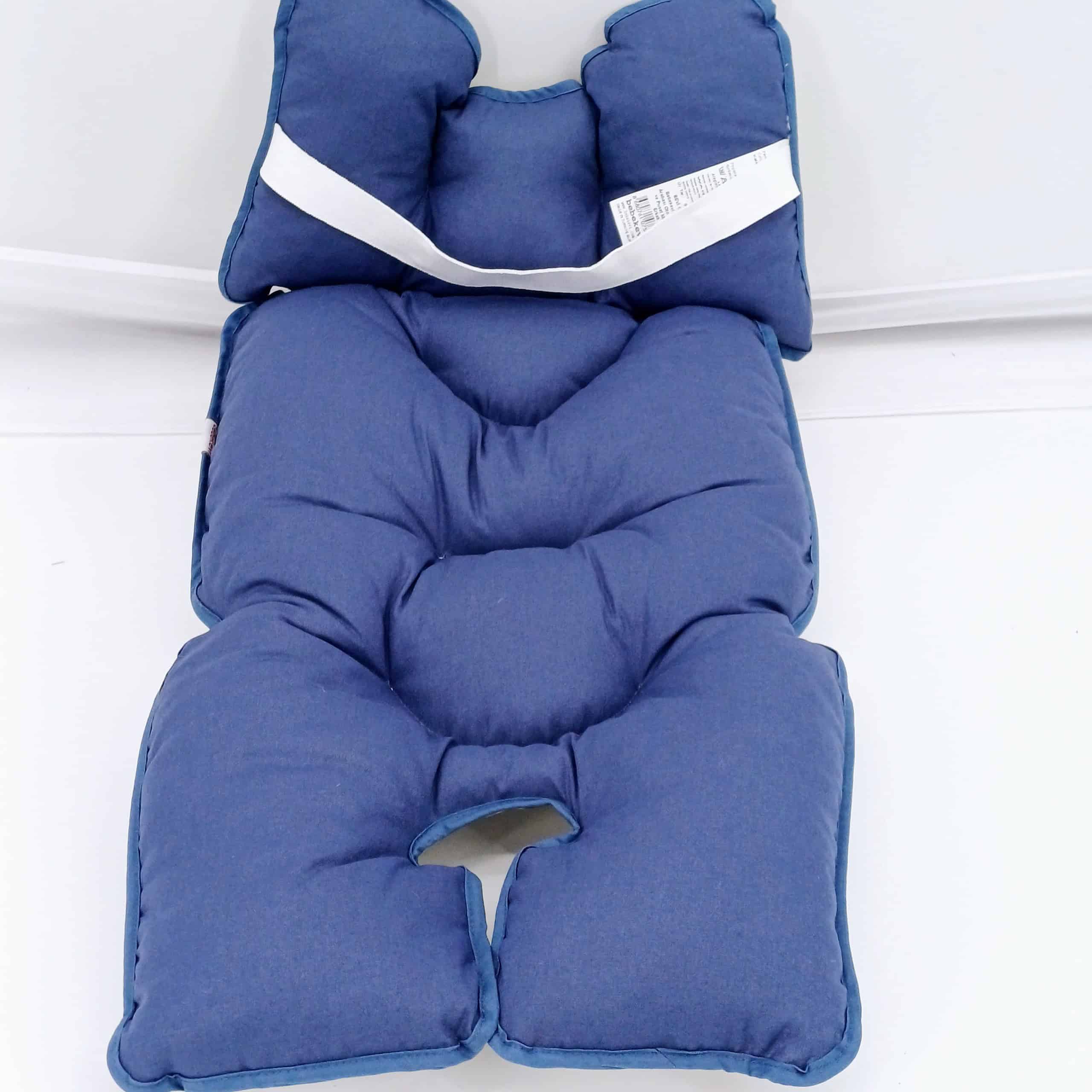 Coussin réducteur pour poussette et siège auto en coton 100%, conçu pour bébés de 6 mois à 1 an. Confortable, rembourré et facile à installer. Idéal pour les mamans en Belgique.