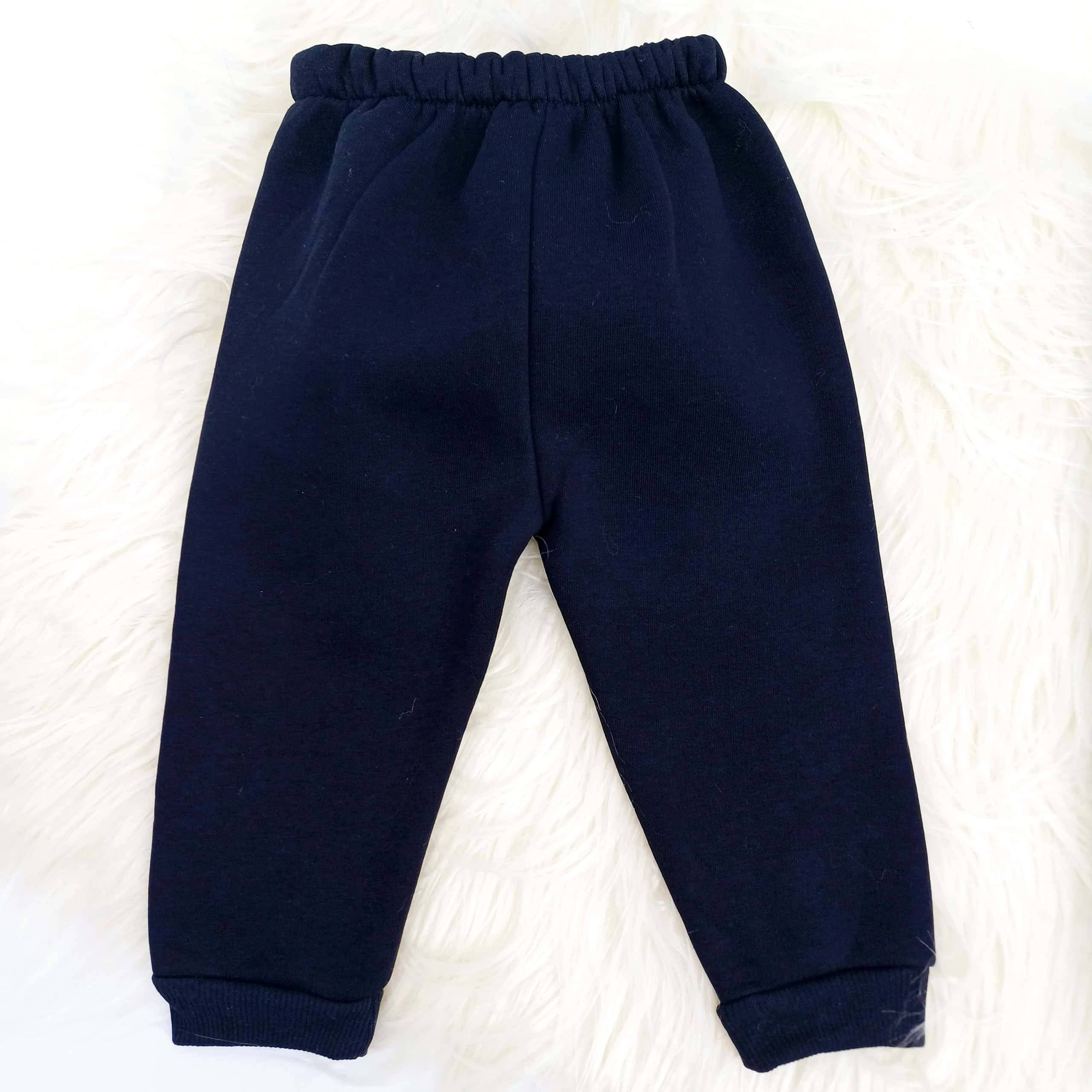 Ensemble fille en coton 100% avec intérieur molletonné "Bear Please", idéal pour l'hiver. Sweat et pantalon assortis pour filles et garçon de 1 à 3 ans.