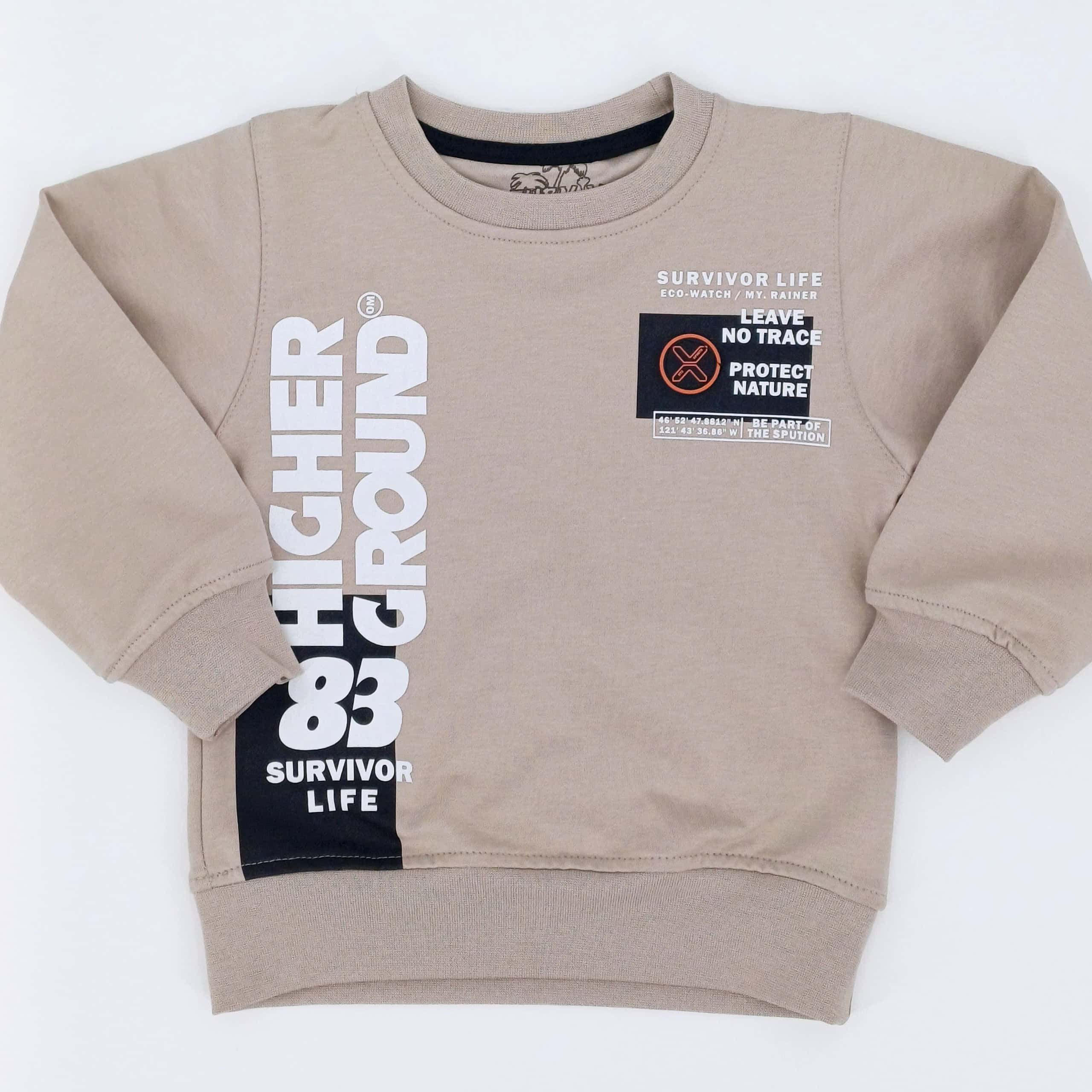 Découvrez notre pull pour garçon "Higher Ground 83", confortable et tendance, idéal pour les enfants de 1 à 4 ans. Tissu doux et ajustement parfait !