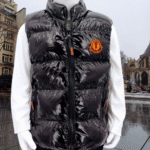 Achetez ce gilet sans manches pour enfants (3-6 ans). Pratique, léger et économique, parfait pour les saisons fraîches et les activités quotidiennes. Commandez dès maintenant !