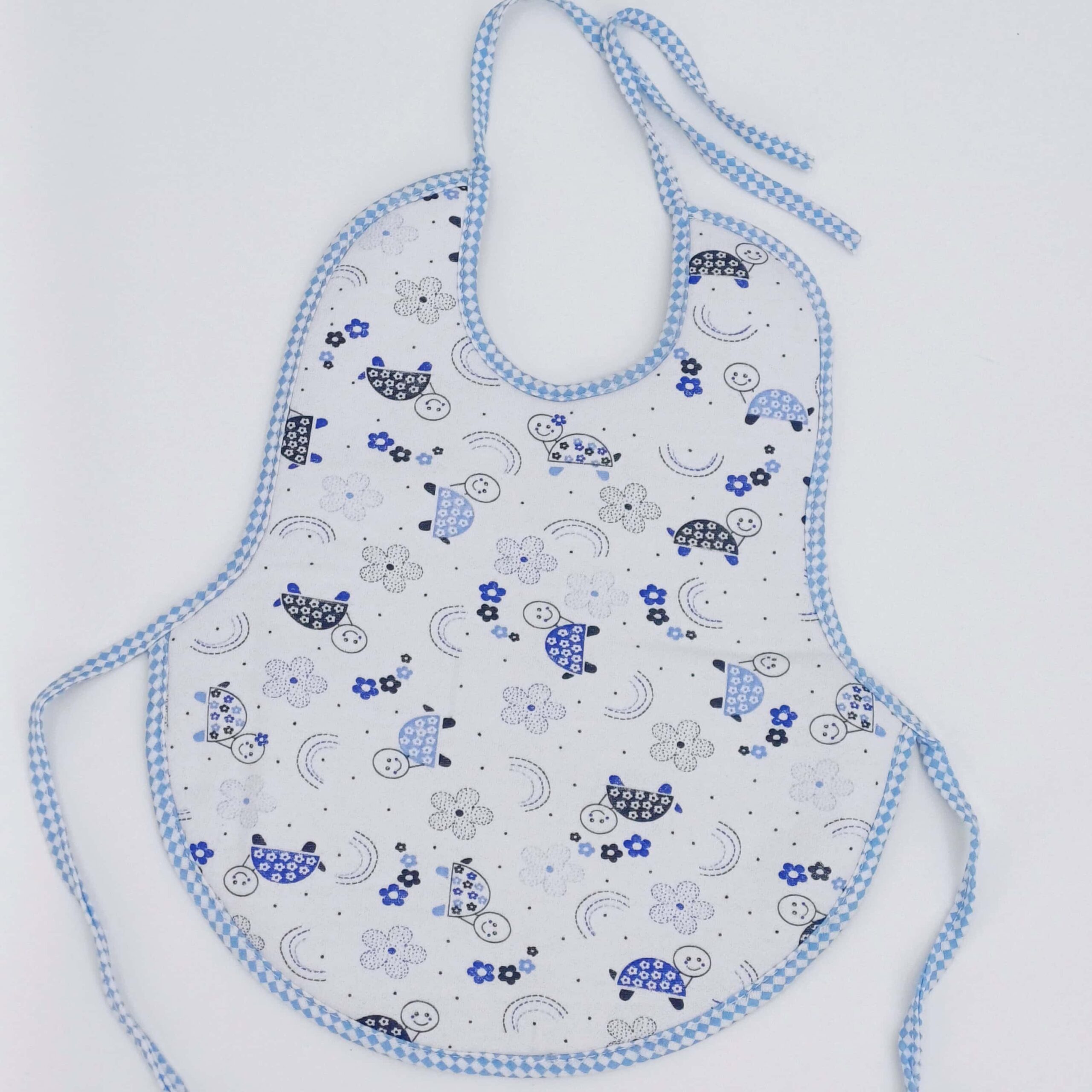 Découvrez nos bavoirs en coton pour bébés de 6 à 24 mois. Design coloré, protection optimale et entretien facile. Commandez maintenant pour des repas sans stress !