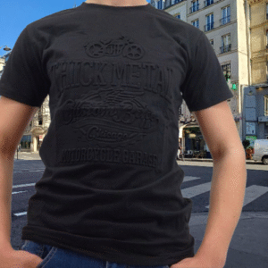 T-shirt noir homme avec motif en relief « Thick Metal – Custom Bike Chicago »