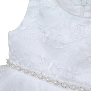 Robe blanche bébé fille avec tulle et ceinture de perles pour cérémonie