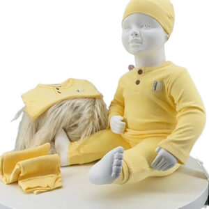 Ensemble bébé 3 pièces jaune pastel en coton bio et modal, avec bonnet assorti